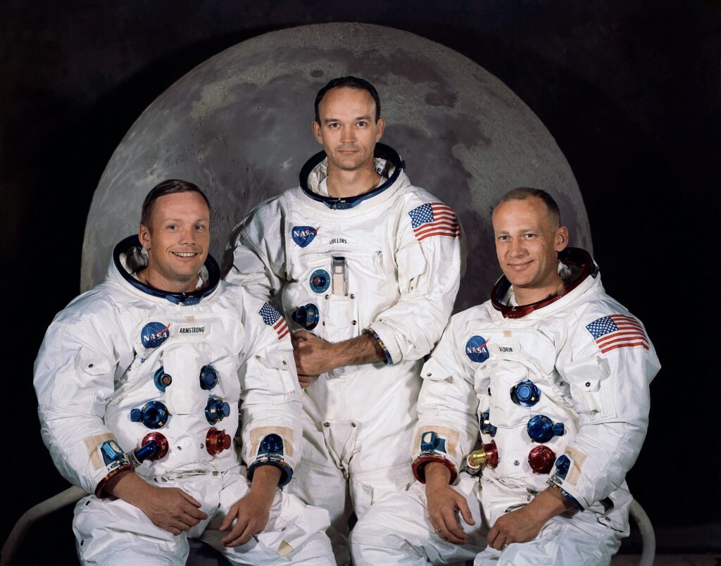 2560px Apollo 11 Crew