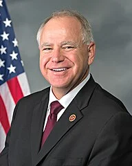 Conoce a Tim Walz