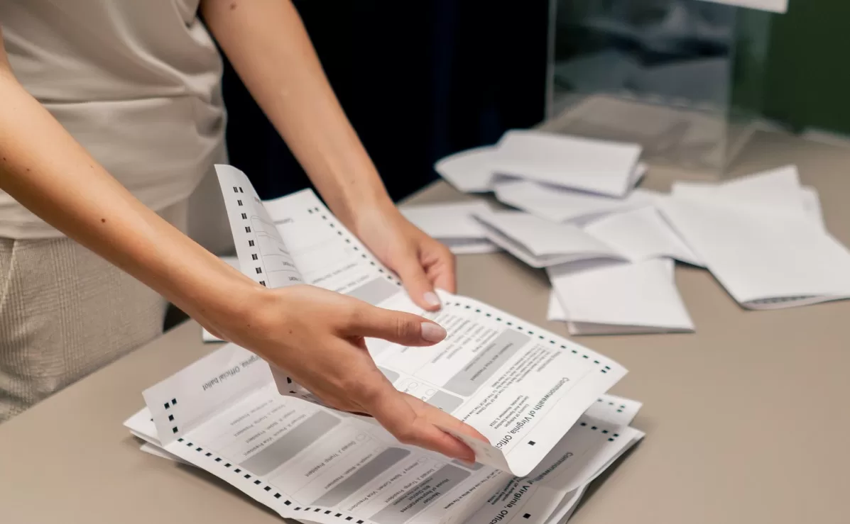 Crédito: referencial, medida electoral