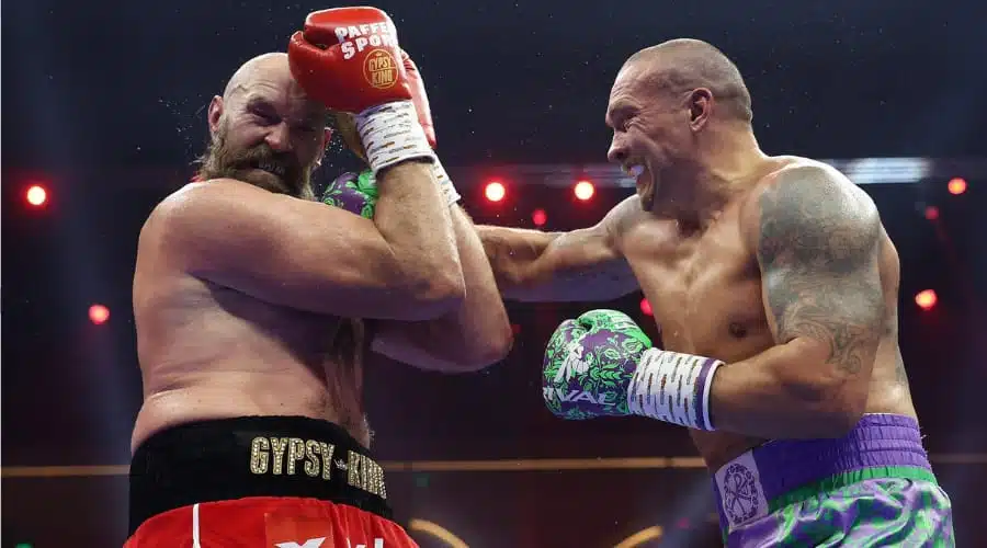 Oleksandr Usyk gana a Tyson Fury por decisión unánime Crédito INFOBAE