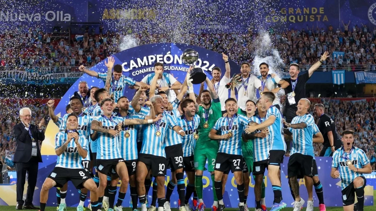 River busca a una de las figuras del Racing campeón de la Sudamericana. Crédito TIEMPO POPULAR