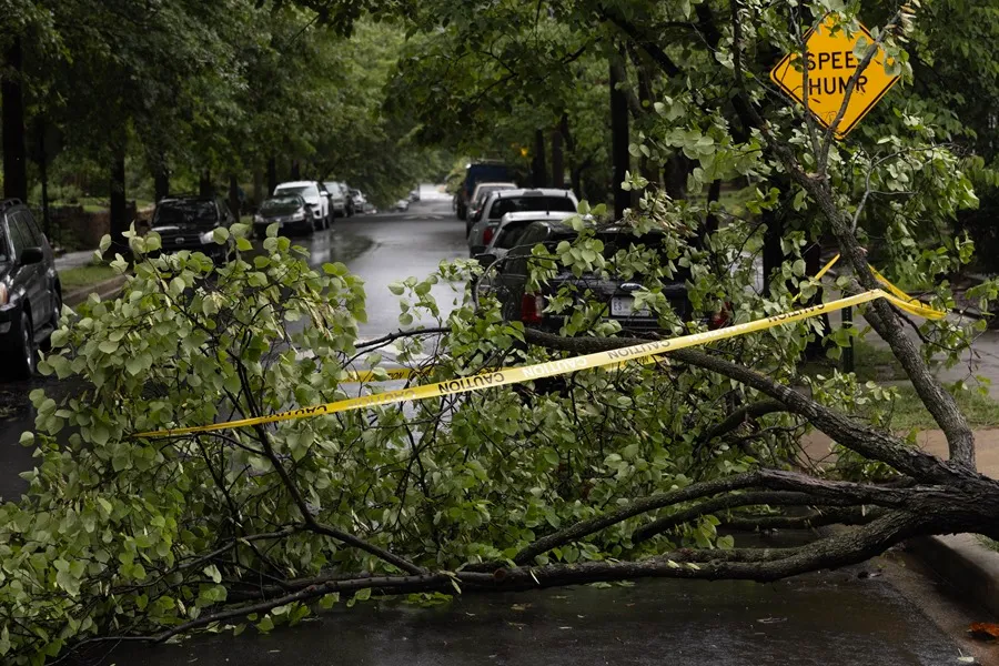 Tormenta mortal deja nueve fallecidos. Vista los efectos mal tiempo causado por una tormenta que pasa por Estados Unidos, en una fotografía de archivo. EFE/Cristóbal Herrera